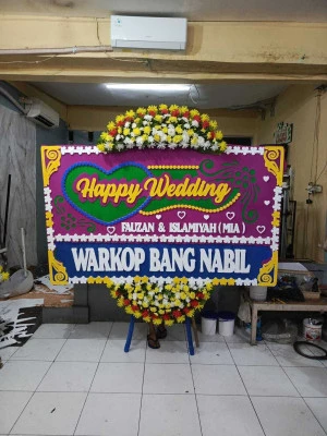 Papan Bunga di Pandanrejo Kaligesing
